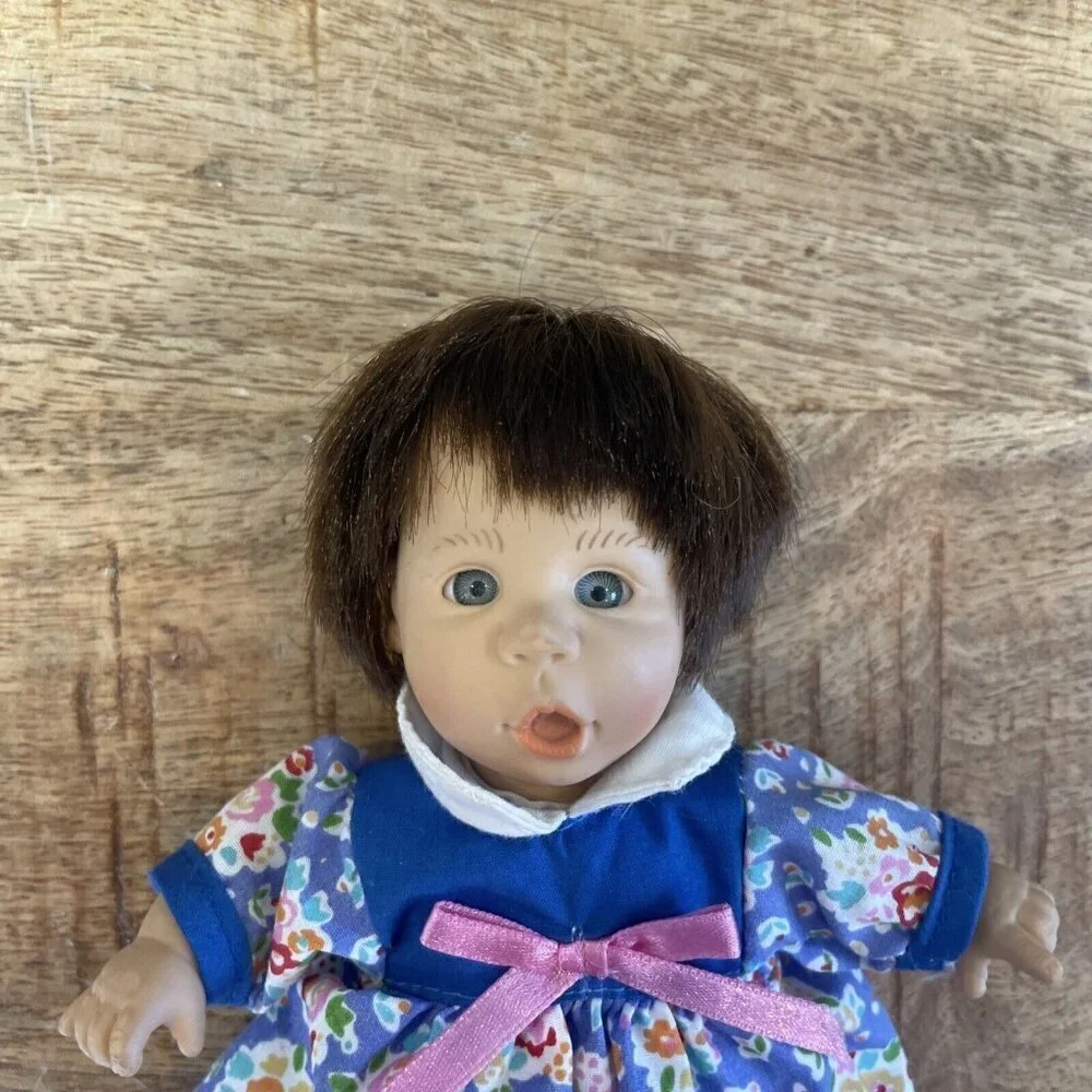 Vintage Gi-Go Toys My Pals Palm Pals Expressions Baby Doll Bean Bag Pellets